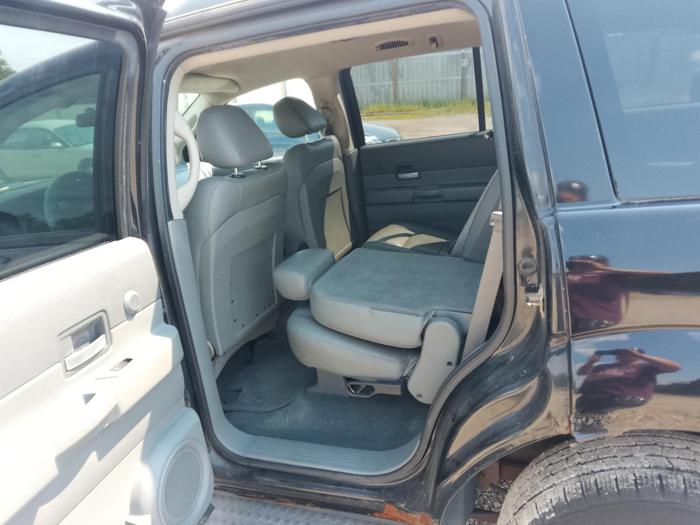 2006 dodge durango slt-4wd with 232687 miles for sale near elk-river, minnesota 45c17338210f4c03b7cab73d7bebdcac.jpg