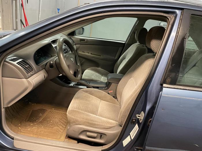 2002 toyota camry se with 197314 miles for sale near elk-river, minnesota 45c49df177574689b02e6fd7aa9d449c.jpg