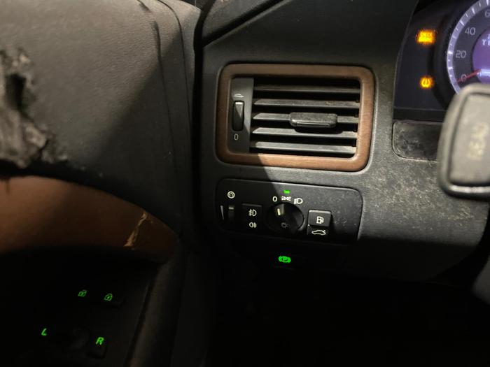 2010 volvo xc70 x with 216470 miles for sale near elk-river, minnesota 45e0b269a97047ca9199c1647690d48d.jpg