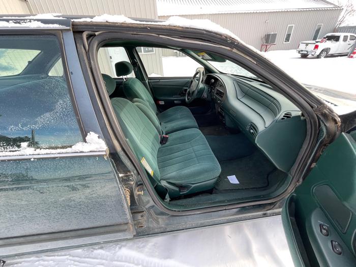 1995 ford taurus gl with 169309 miles for sale near elk-river, minnesota 462a967cbf1f47c78cf5e747cc6adf29.jpeg