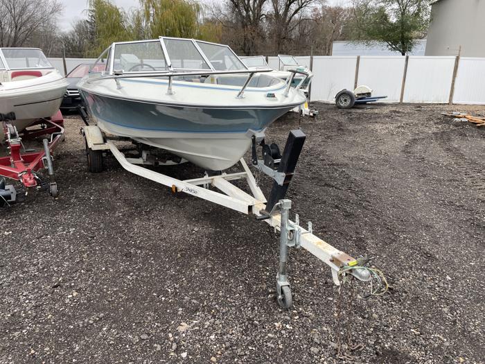 1985 sierra fiberglass- for sale near elk-river, minnesota 463ccfc16f1f462b9a5bbcfd4b97a60a.jpg