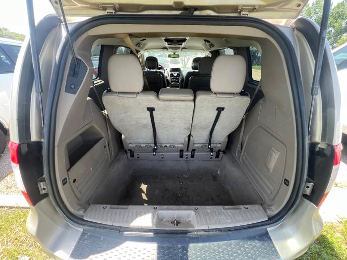 2013 chrysler town-&-country touring-l with 219628 miles for sale near savage, minnesota 463f8566c495469dabccfdb2522ddff1.jpeg