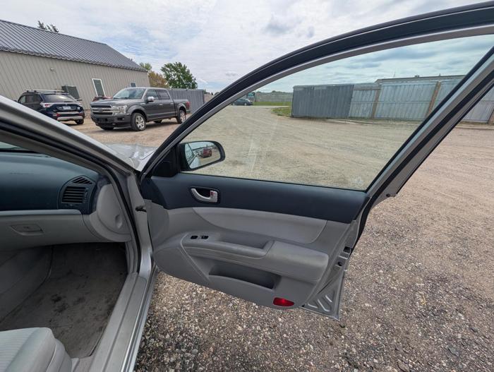 2008 hyundai sonata gls with 126168 miles for sale near elk-river, minnesota 466b5a6a813748869b63290fb8b5197e.jpg