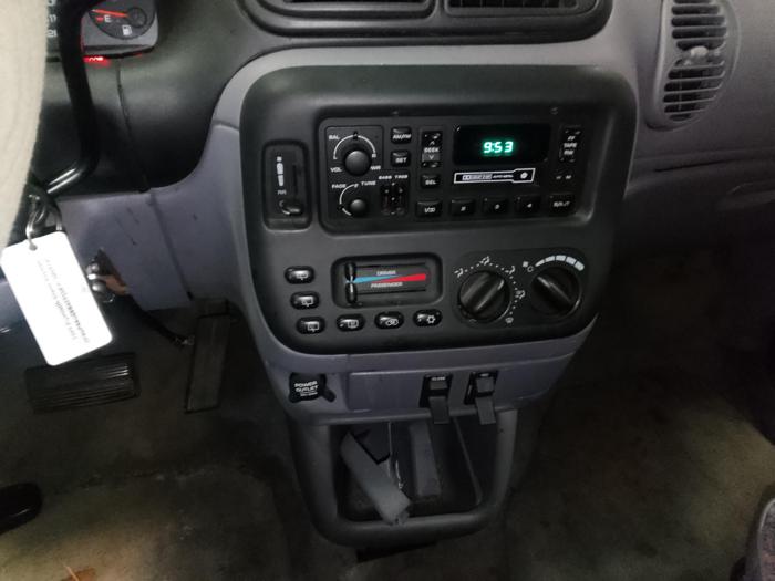 1999 plymouth grand-voyager expresso with 157963 miles for sale near elk-river, minnesota 466dfd47af274139a0229d4b4f929d03.jpg