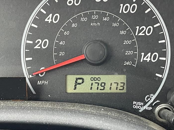 2009 toyota corolla base with 179173 miles for sale near elk-river, minnesota 4675c3504dab42d49acbaf3947243e10.jpg