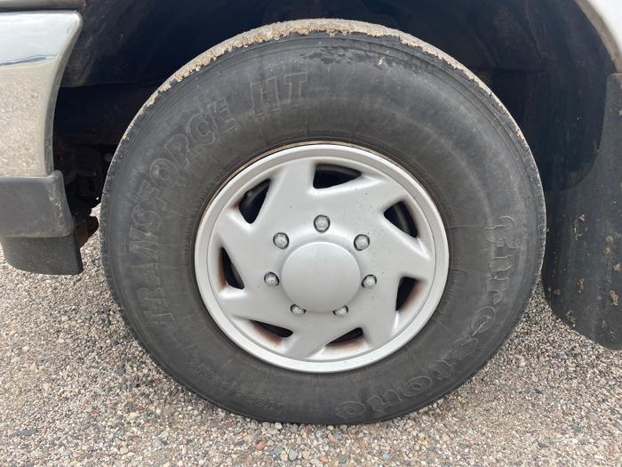 2001 ford f-250-sd xl-supercab-short-bed-2wd with 243301 miles for sale near elk-river, minnesota 467b7cb42948498da5cf9bc366376699.jpeg