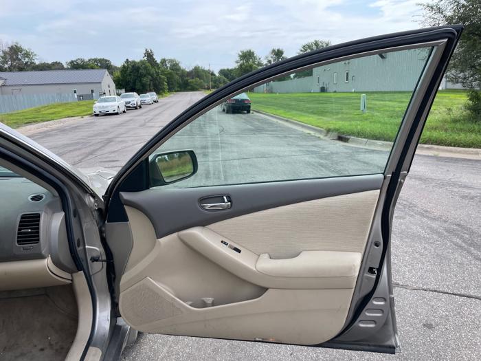 2012 nissan altima 2.5-s with 123015 miles for sale near elk-river, minnesota 46d0994014ab4557afbdb9381ee95e28.jpeg