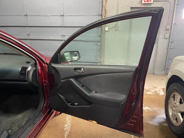 2012 nissan altima 2.5 with 150779 miles for sale near elk-river, minnesota 472b336103ed4b148014e44439efbf7e.jpg