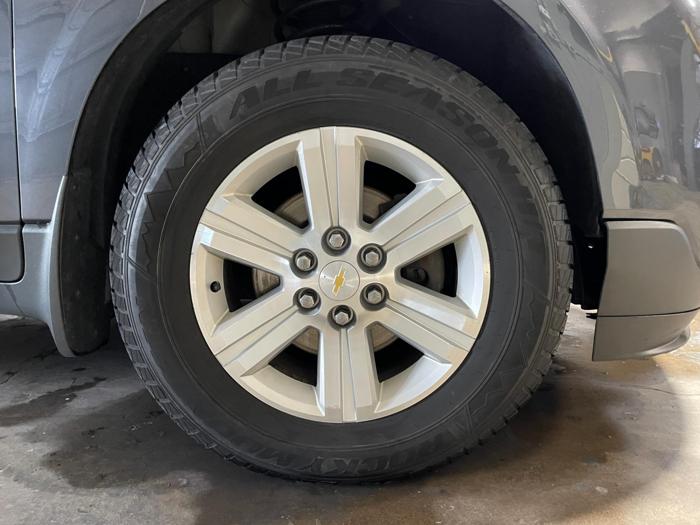 2013 chevrolet traverse lt with 149574 miles for sale near elk-river, minnesota 475a9b89441444f6bdb4e3c03759ae1c.jpg