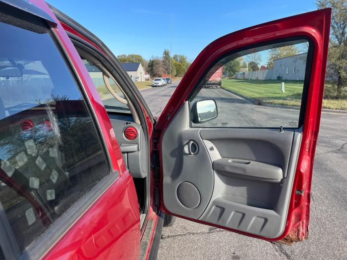 2006 jeep liberty sport-4wd with 156451 miles for sale near elk-river, minnesota 47854773012d4612aa1f9daf3cc6495e.jpeg