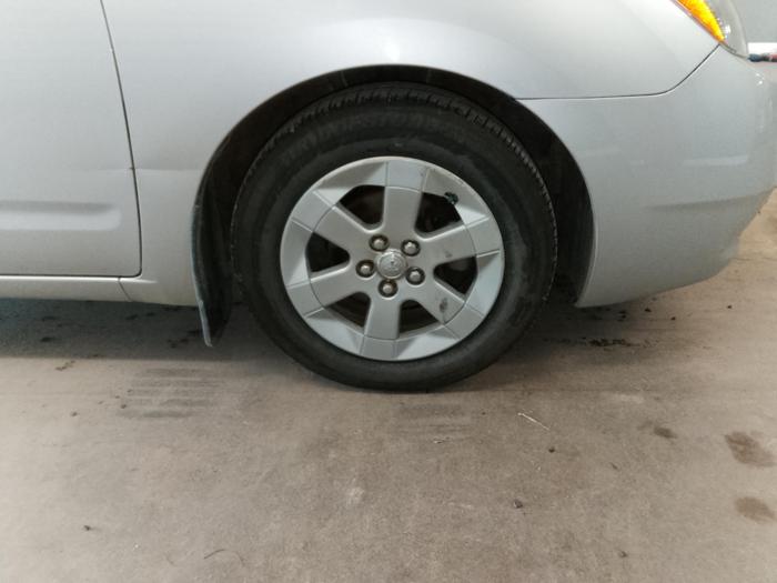 2009 toyota prius 4-door-liftback with 255664 miles for sale near elk-river, minnesota 47a3f56edeb2488e97e641d29b5a232c.jpg
