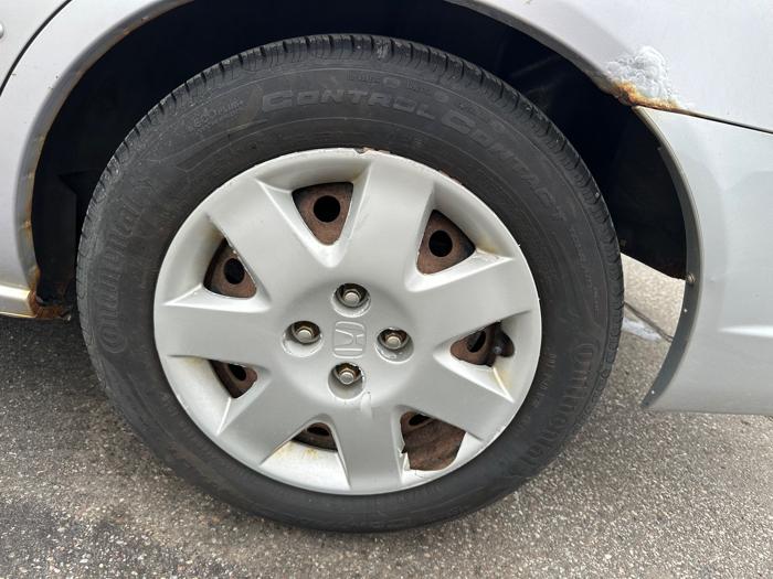 2001 honda civic ex-sedan with 179579 miles for sale near elk-river, minnesota 47a65c4a64fd4edd8af360855de22564.jpeg