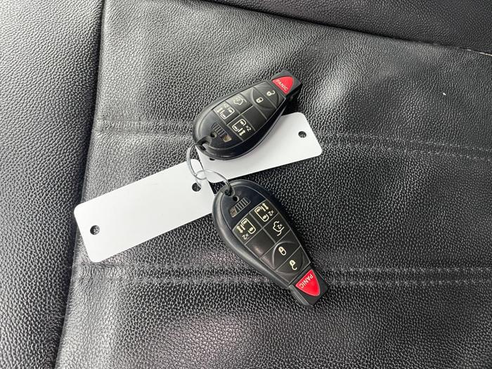 2013 chrysler town-&-country touring with 169086 miles for sale near elk-river, minnesota 47d42d6f1c424cc59c9b4860e511f5f2.jpeg