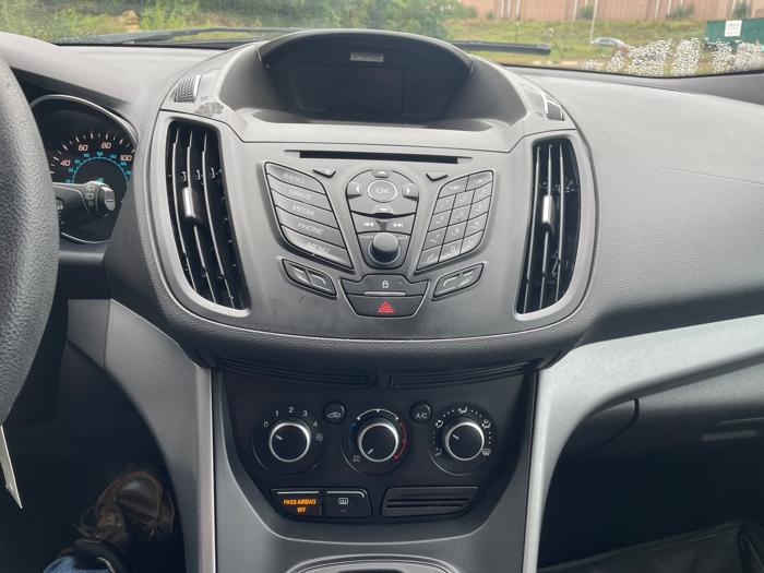 2016 ford escape se-4wd with 68643 miles for sale near saint-paul, minnesota 47fc469751a44b90abd2e5311a7143ea.jpeg