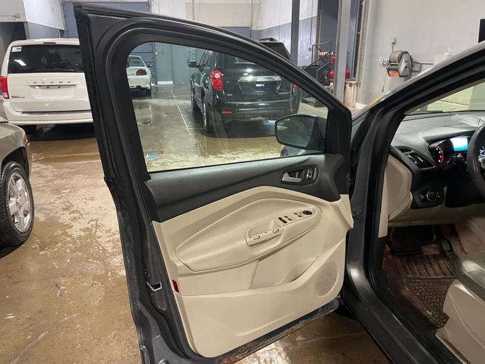 2013 ford escape se with 225110 miles for sale near elk-river, minnesota 481c0c79ca2a48e5b1fab76888e810c7.jpg