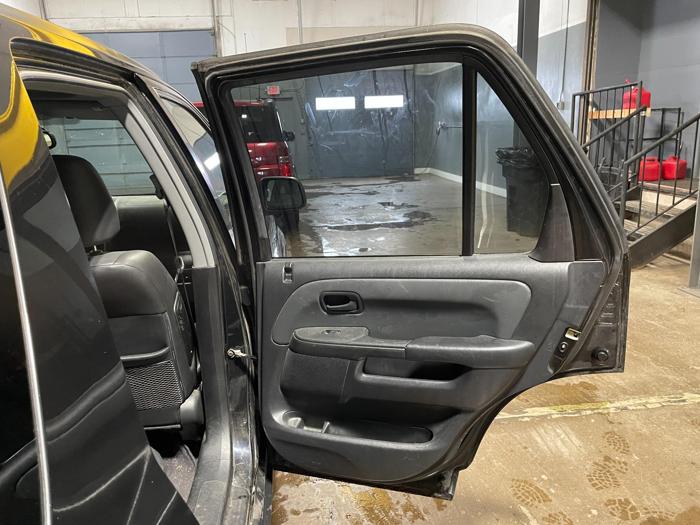 2005 honda cr-v edition with 143839 miles for sale near elk-river, minnesota 484d6ee598064cc5b174533daeaeed15.jpg