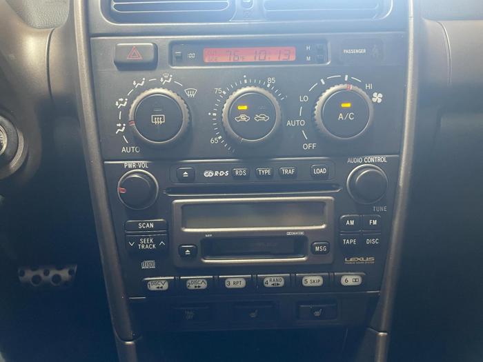2001 Lexus IS 300