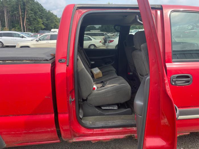 2003 chevrolet silverado-2500hd crew-cab-short-bed-4wd with 283018 miles for sale near elk-river, minnesota 48a465b8a6474fb08a65b26b2fa0b2e8.jpeg