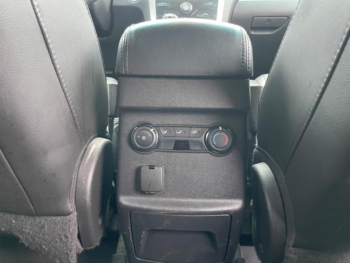 2013 ford explorer xlt-4wd with 131280 miles for sale near rochester, minnesota 48be86dcbcdf424bbd947184f34c97a6.jpeg