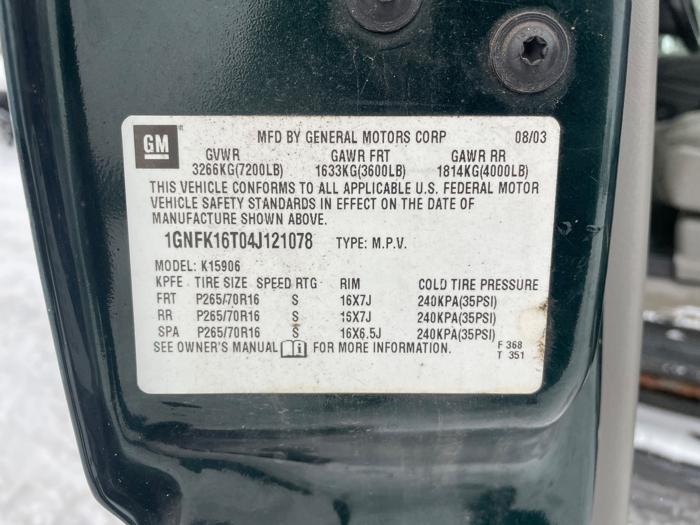 2004 chevrolet suburban 1500-4wd with 177654 miles for sale near fridley, minnesota 48cf4e09230849bd891e3f8ddf572353.jpeg