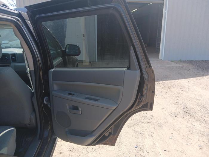 2006 jeep grand-cherokee laredo-4wd with 216289 miles for sale near elk-river, minnesota 48d9b0590ea94f218d12aaafc1721798.jpg