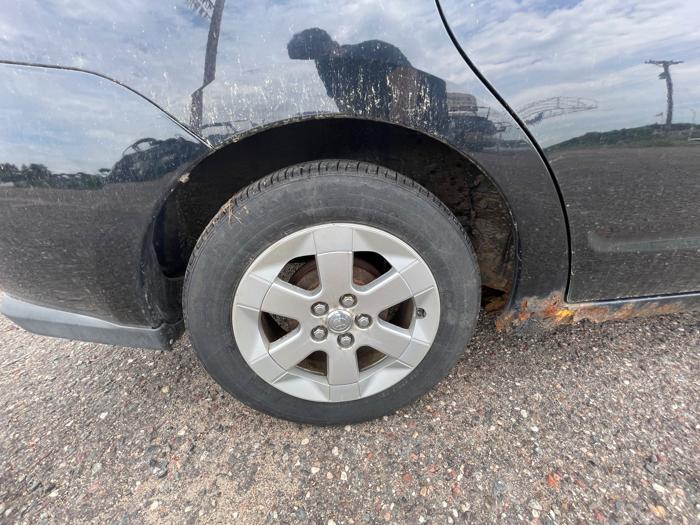 2006 toyota prius 4-door-liftback with 142541 miles for sale near elk-river, minnesota 48e4764f33e64fecacdb5ad68d36199a.jpeg