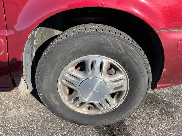 2003 chevrolet venture lt-entertainer-extended with 159146 miles for sale near elk-river, minnesota 48eaff9d5e13442daad7ddffaede2b7a.jpeg