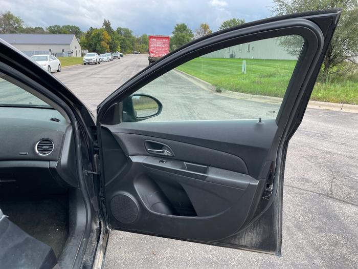 2013 chevrolet cruze eco-auto with 166278 miles for sale near elk-river, minnesota 48fba2688aa64c2e95acd71f260c2b05.jpeg