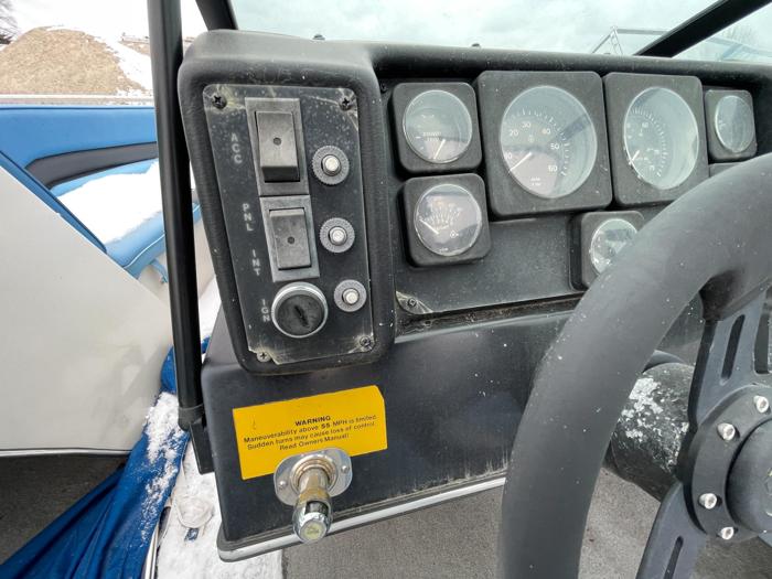 1989 glastron 18-ft for sale near elk-river, minnesota 49079eb09d0b47aaa98390b08c93d4d5.jpg