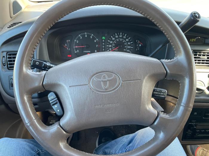 2000 toyota sienna le-xle with 135067 miles for sale near elk-river, minnesota 49204417815744ddab7566f6acb3fff9.jpg