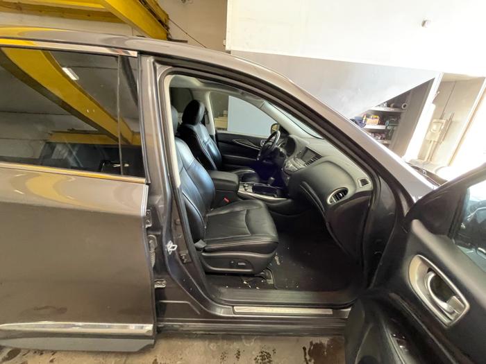 2015 infiniti qx60 base-awd with 129314 miles for sale near elk-river, minnesota 492d6fb85e374257b53221fc93fe75f2.jpeg