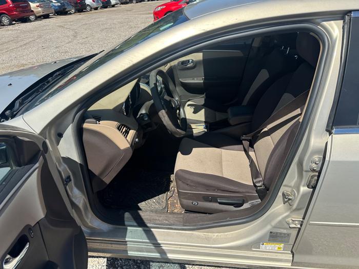 2012 chevrolet malibu ls with 143439 miles for sale near elk-river, minnesota 495287a47e5f47a59eabbca5cae8613f.jpeg