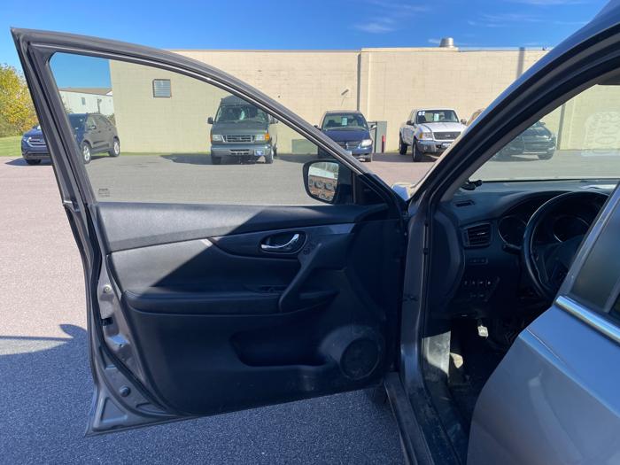 2019 nissan rogue s-2wd with 234495 miles for sale near redwood-falls, minnesota 496c4a1805c74de68d1f8550f87f7b3c.jpeg