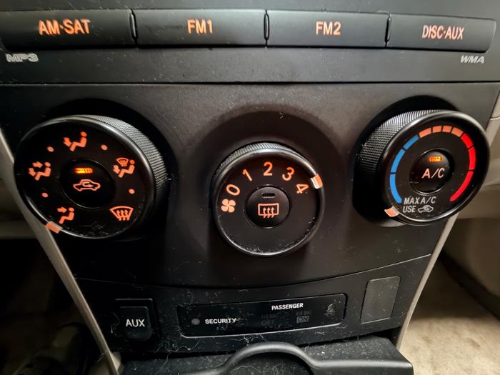 2009 toyota corolla base-4-speed-at with 157405 miles for sale near elk-river, minnesota 49c414de74064e37b3dc5a4af2d95f99.jpeg