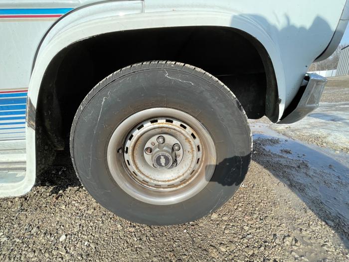 1993 chevrolet sport-van g20 with 97415 miles for sale near elk-river, minnesota 49c8fee466574583bce80135ce16de14.jpeg