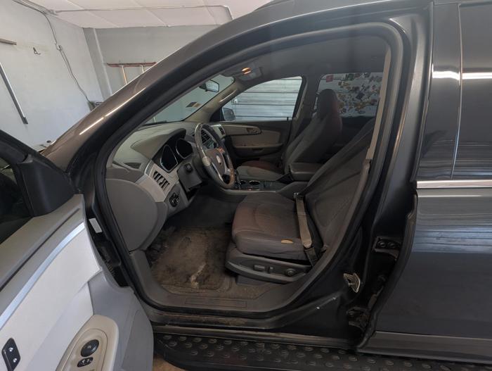 2011 chevrolet traverse lt-awd with 201771 miles for sale near elk-river, minnesota 49d39e80db0f4ccc9bfc87a6186c998a.jpg