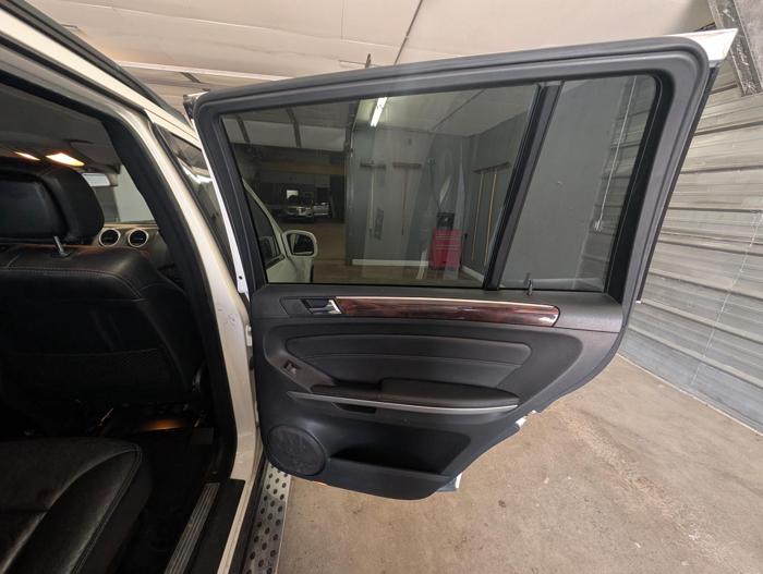 2007 mercedes-benz gl-class gl450 with 195899 miles for sale near elk-river, minnesota 49e0502989934bb2aa41c2c7d9d9c9c8.jpg