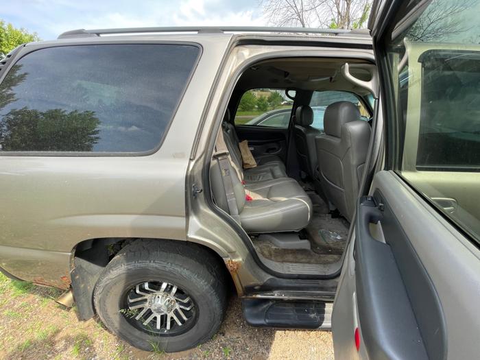 2003 chevrolet tahoe 4wd with 269204 miles for sale near elk-river, minnesota 4a33ecffd3934b9382eba51ed804b4d4.jpeg