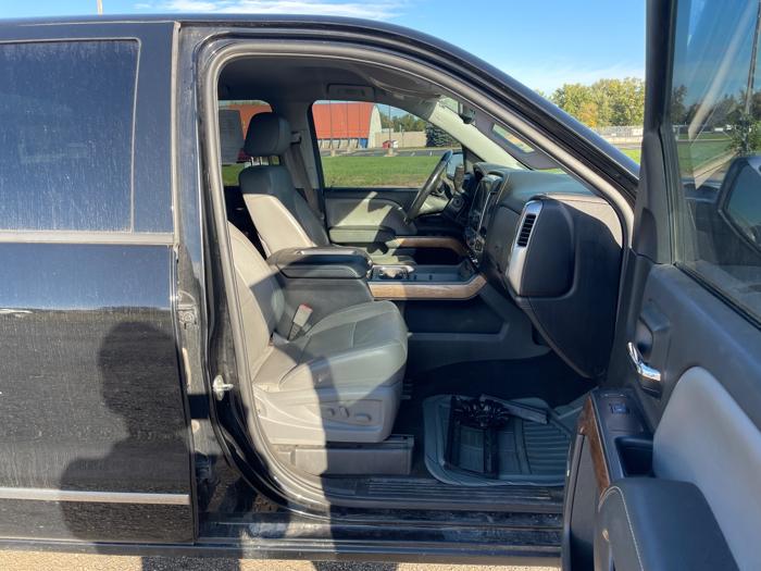 2014 chevrolet silverado-1500 1lz-crew-cab-4wd with 185530 miles for sale near hastings, minnesota 4a987d4d4f314a9dbc4b8e60e1940749.jpeg