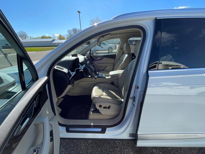 2017 audi q7 3.0-premium-plus-quattro with 116311 miles for sale near annandale, minnesota 4aa79e16a0cb49ad9a3e880daff4581a.jpeg