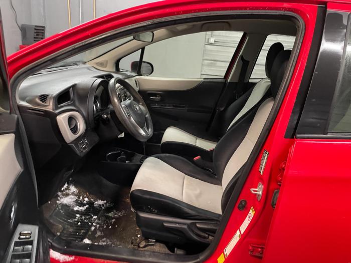 2012 toyota yaris 5-door-le with 110907 miles for sale near elk-river, minnesota 4ac2be4338d4497ea300c7640b834560.jpg
