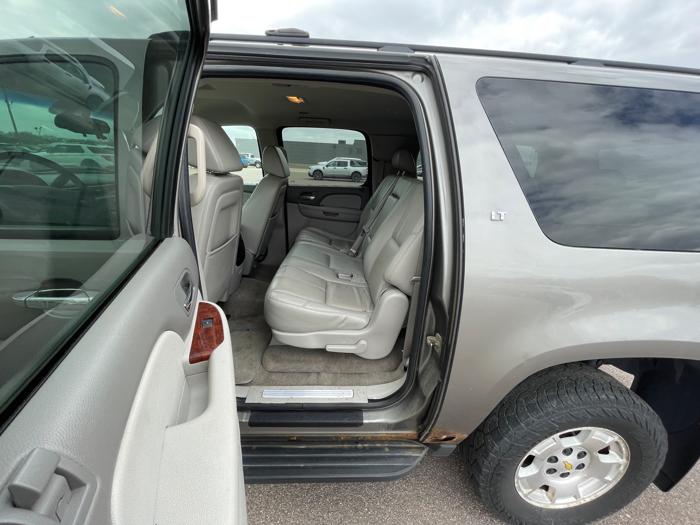 2009 chevrolet suburban lt1-1500-4wd with 253232 miles for sale near redwood-falls, minnesota 4b044837f43c4abea19c6c0757a11a91.jpeg