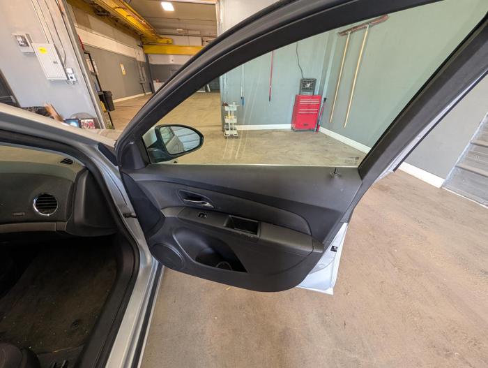 2013 chevrolet cruze 1lt-auto with 87153 miles for sale near elk-river, minnesota 4b23281a05b746d69b41c545a7cd6349.jpg