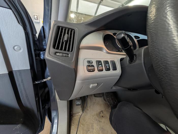 2007 toyota highlander limited-v6-4wd with 179422 miles for sale near elk-river, minnesota 4b249ab1e2334f178f2ca42be1f09b57.jpg
