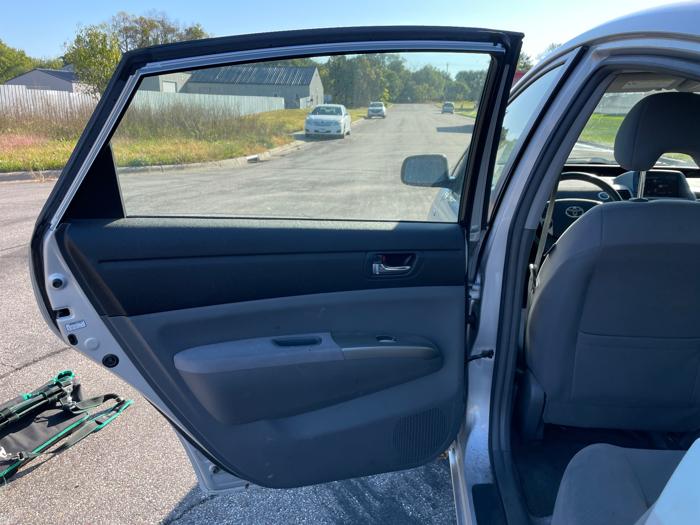 2007 toyota prius 4-door-liftback with 182489 miles for sale near elk-river, minnesota 4b5af06a4c8b45e5b444f2fb3abec168.jpeg