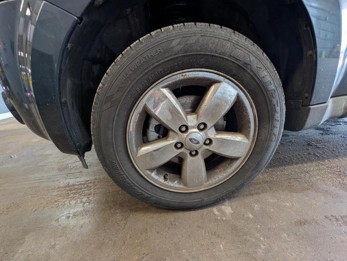 2009 ford escape limited-fwd-v6 with 198732 miles for sale near elk-river, minnesota 4b61e591d7834617a11c7a563d66bbdd.jpg