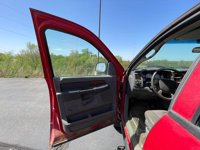 2006 dodge ram-2500 laramie-quad-cab-4wd with 323244 miles for sale near clearwater, minnesota 4b69dfeda51b49c989ecf70aeeda5f89.jpeg