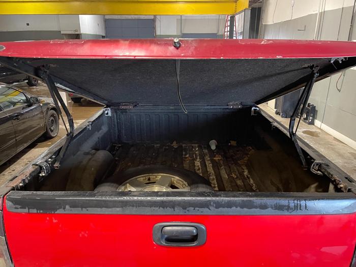 2004 chevrolet silverado-1500 1500 with 283179 miles for sale near elk-river, minnesota 4b8955c8b3f54a71a85052eec70fbcce.jpg