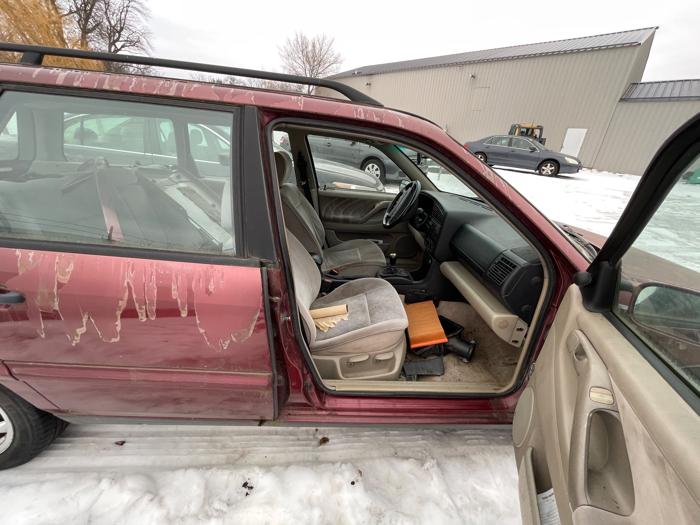 1995 volkswagen passat-wagon glx for sale near elk-river, minnesota 4bfbfcc0b6ca45dba39dca3250264471.jpeg