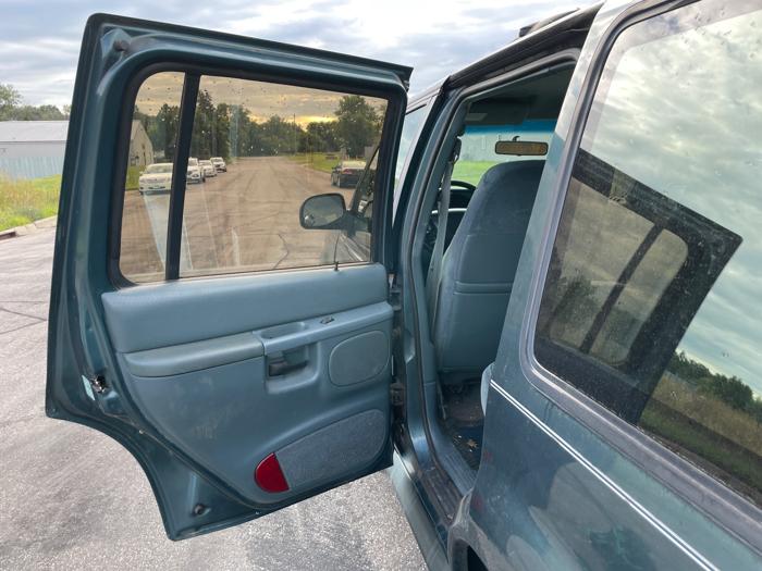 1997 ford explorer xlt-4-door-awd with 172185 miles for sale near elk-river, minnesota 4c29ff9f324b4474b72036e4b90c5761.jpeg